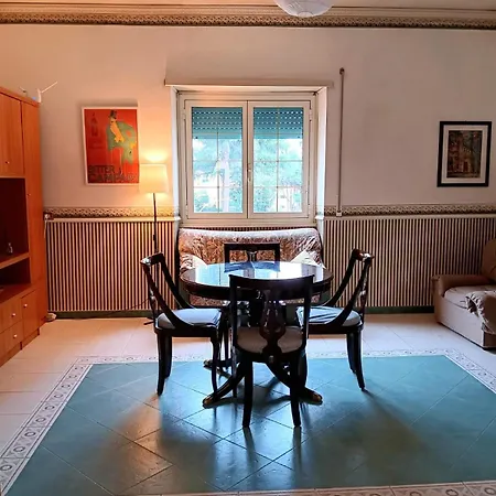 Home Sweet Home Rome-2